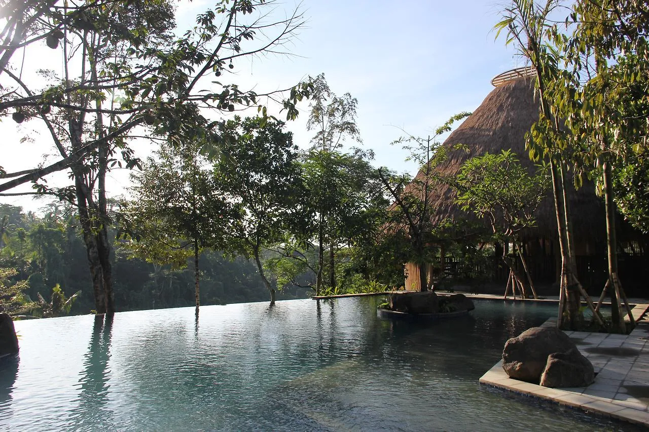 Tejaprana Resort & Spa Ubud 5*,